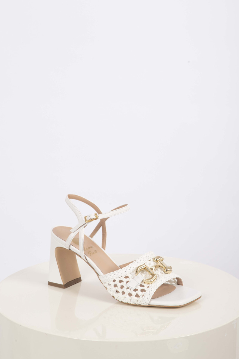 Sandal 878 in mesh and nappa by Andrea Pinto