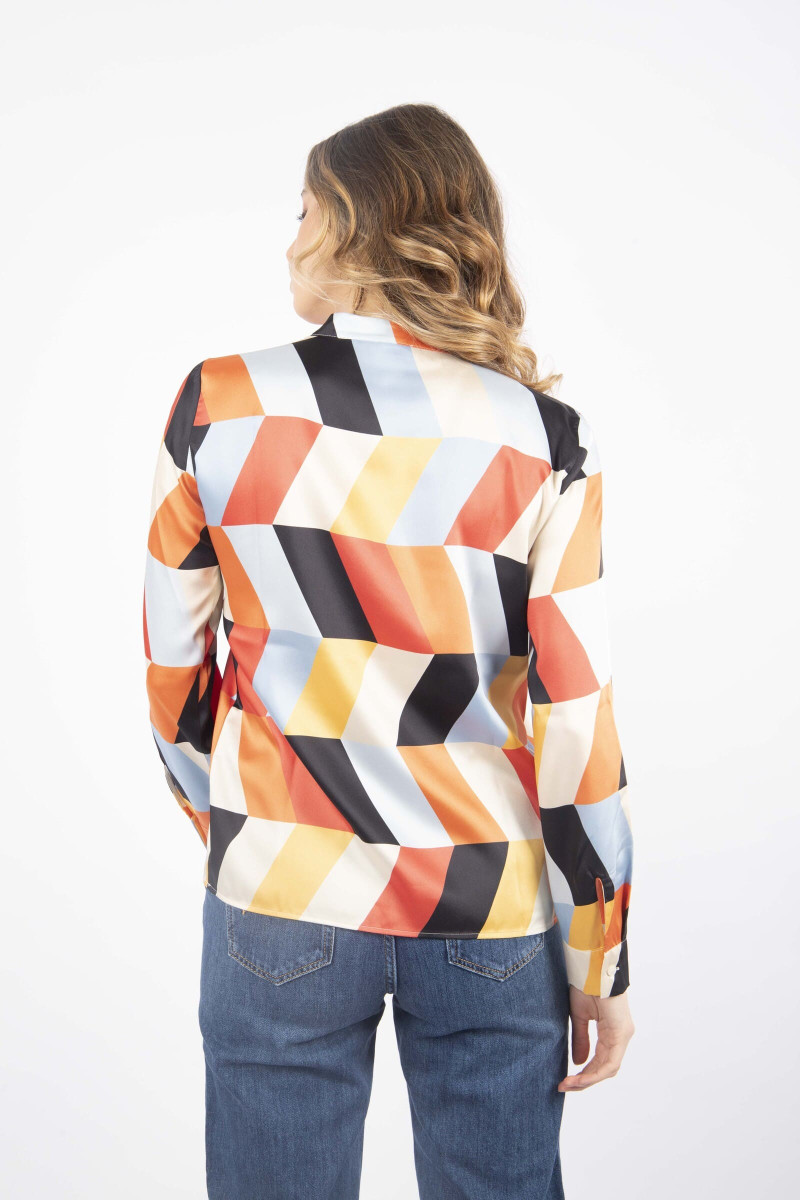 Patterned blouse