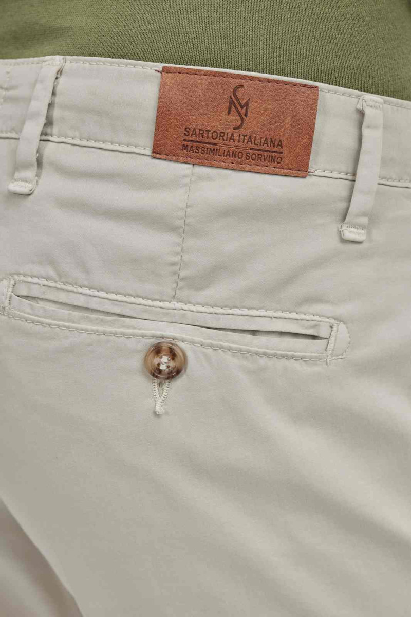 Pantalone Capri Raso