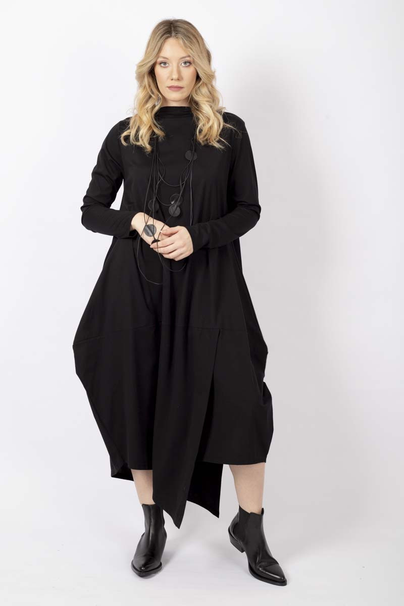 Black oversized dress