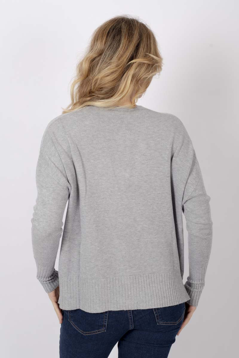 Cardigan con bottoni dorati in grigio