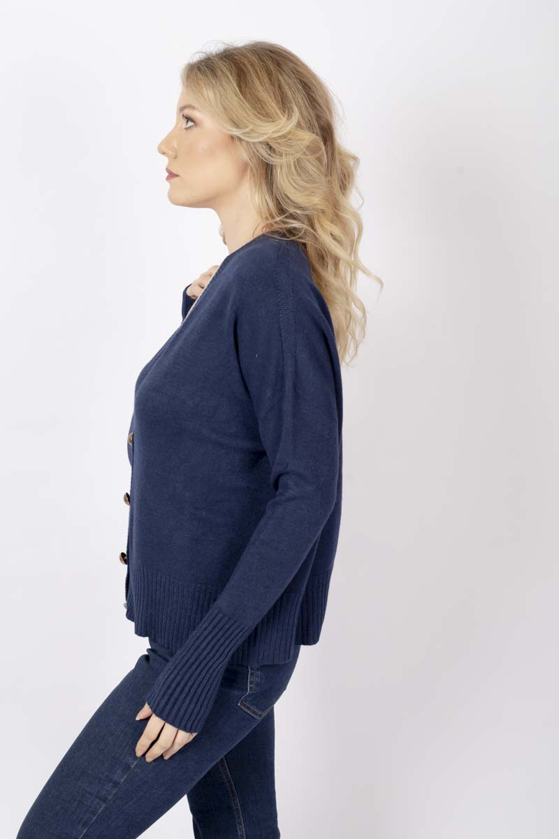 Cardigan con bottoni dorati in blu