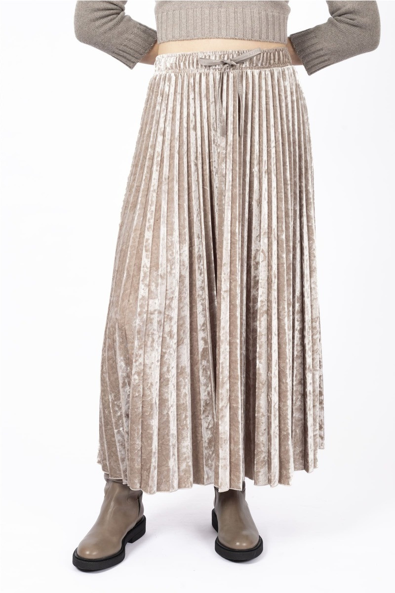 Agape pleated beige skirt