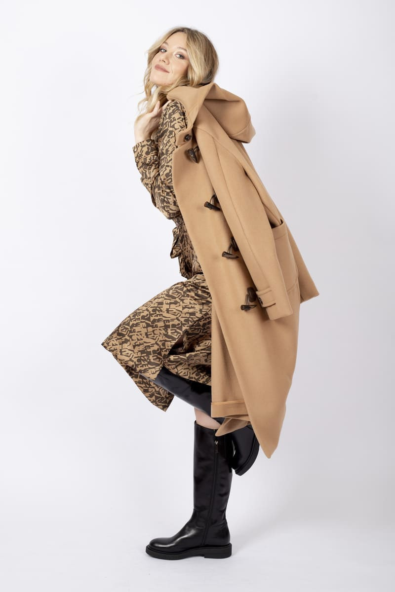 Sorbona hooded camel coat