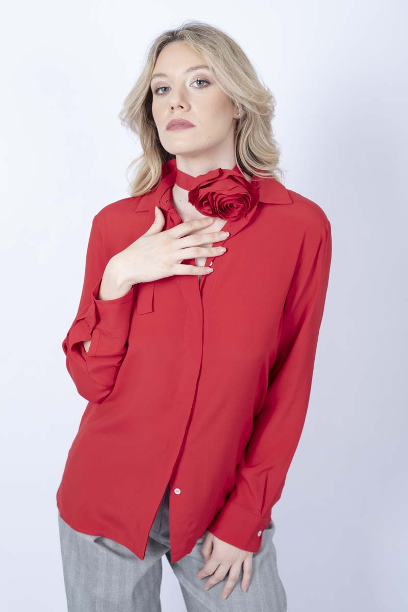 Nastro red silk shirt with floral detail