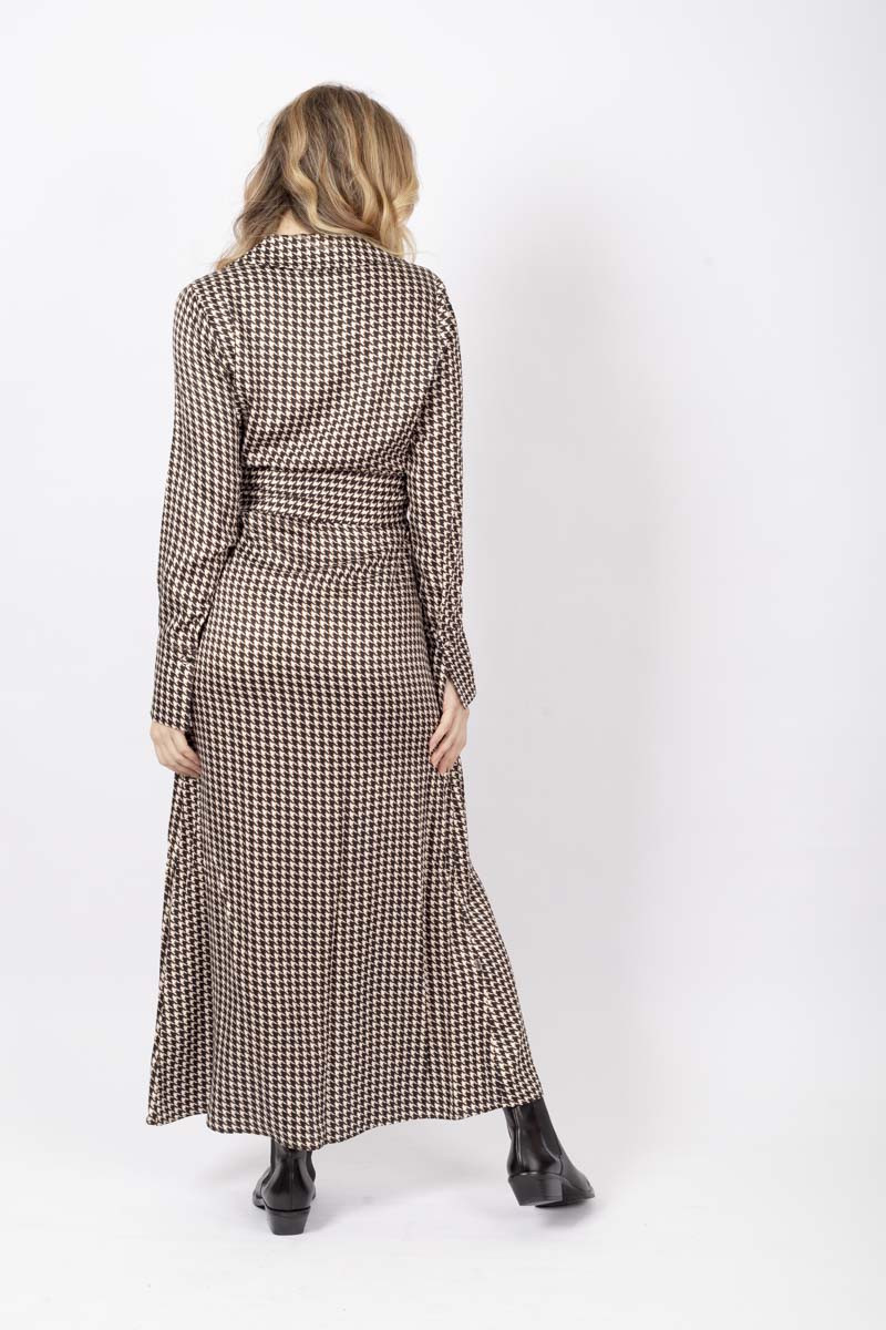 Midi shirt dress in houndstooth