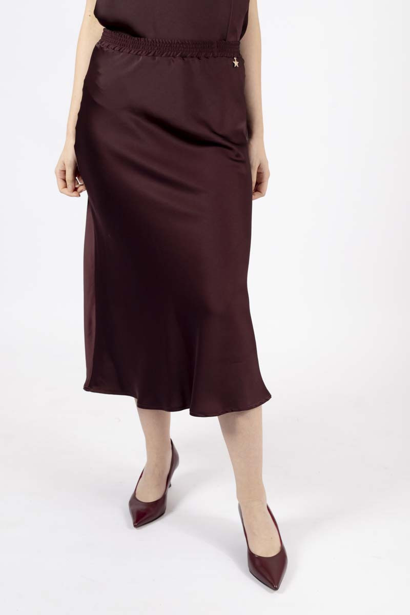 Long Semi-shiny Satin-effect Bordeaux Skirt