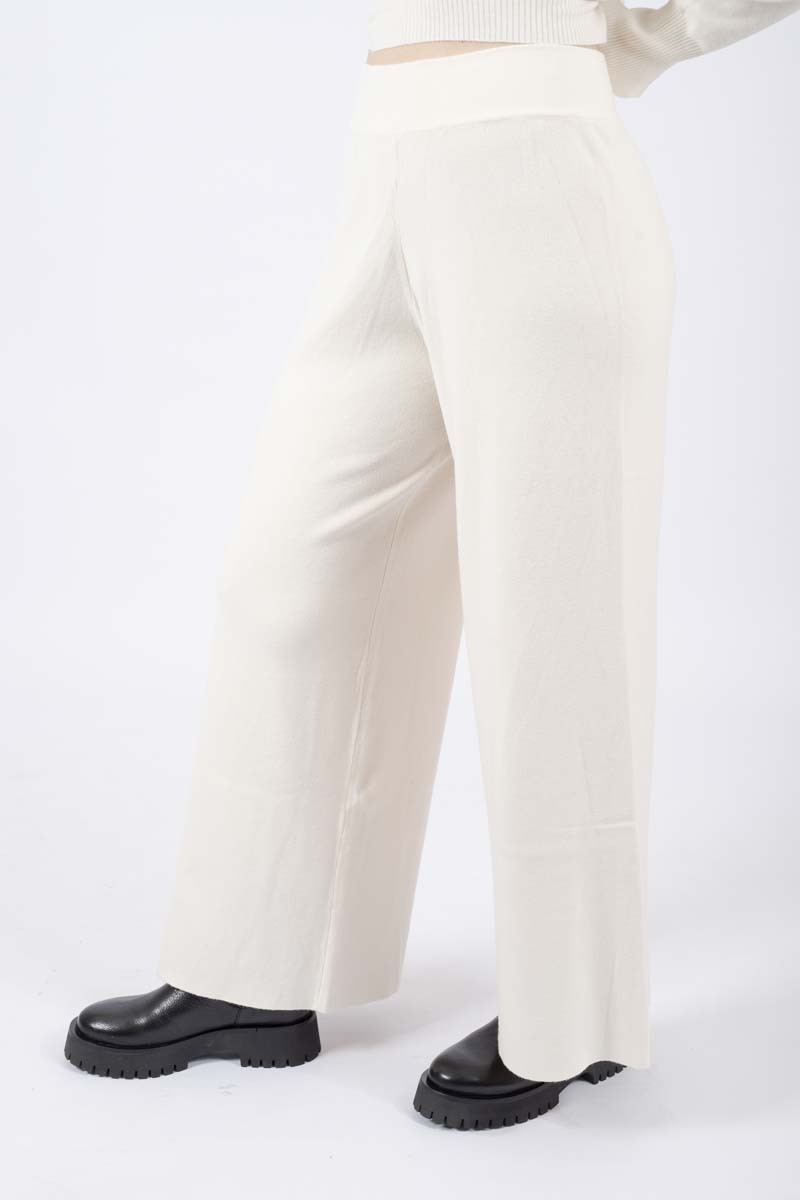 Pantalone linea morbida burro