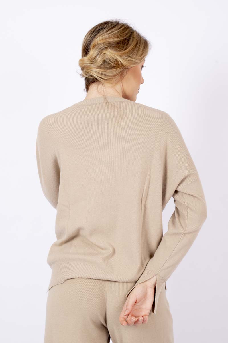 Camel crew neck sweater