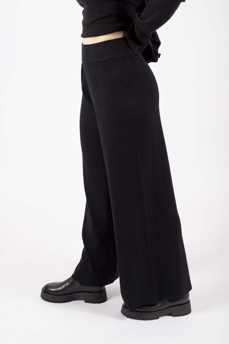 Black wide-leg trousers