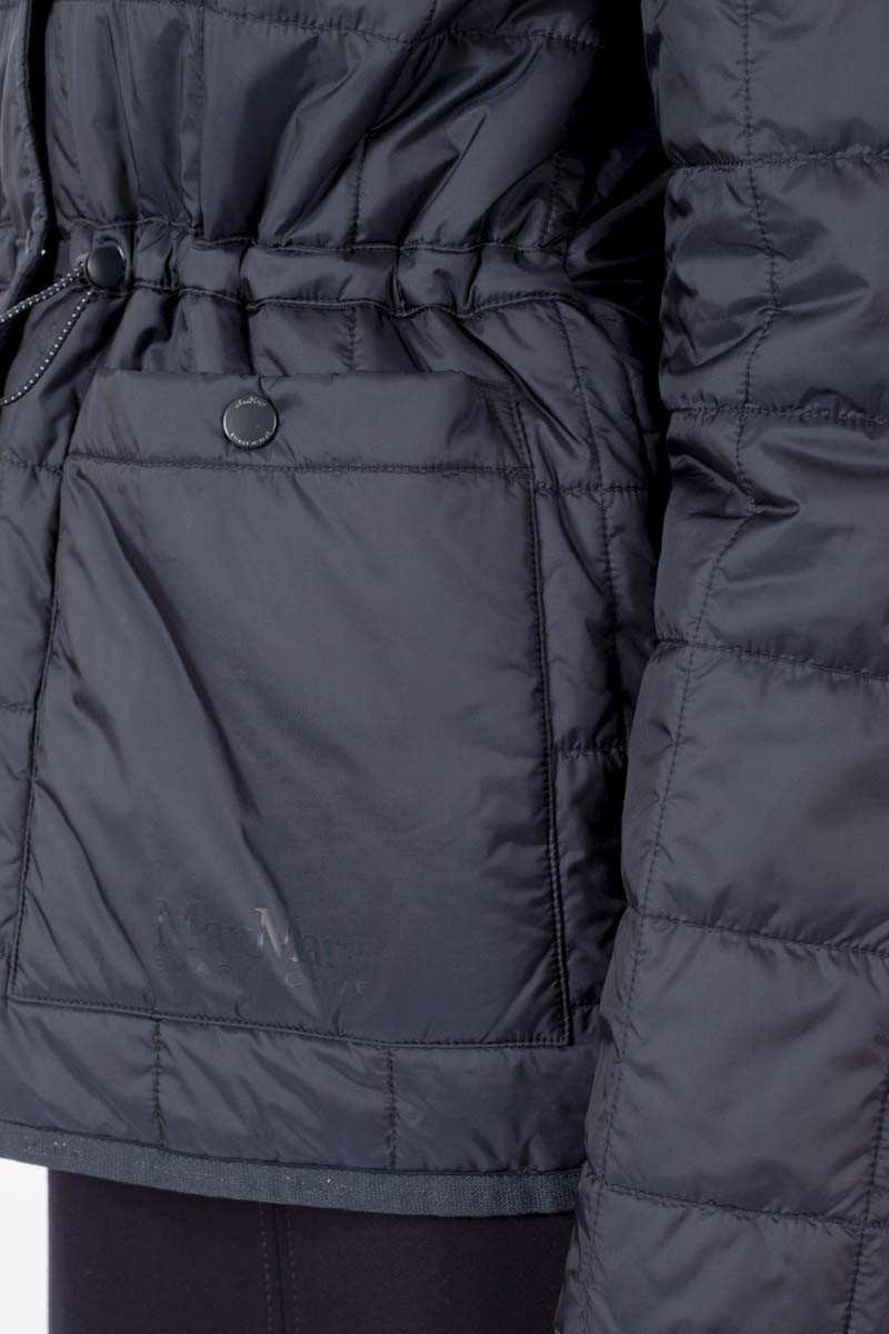 Como quilted blue jacket