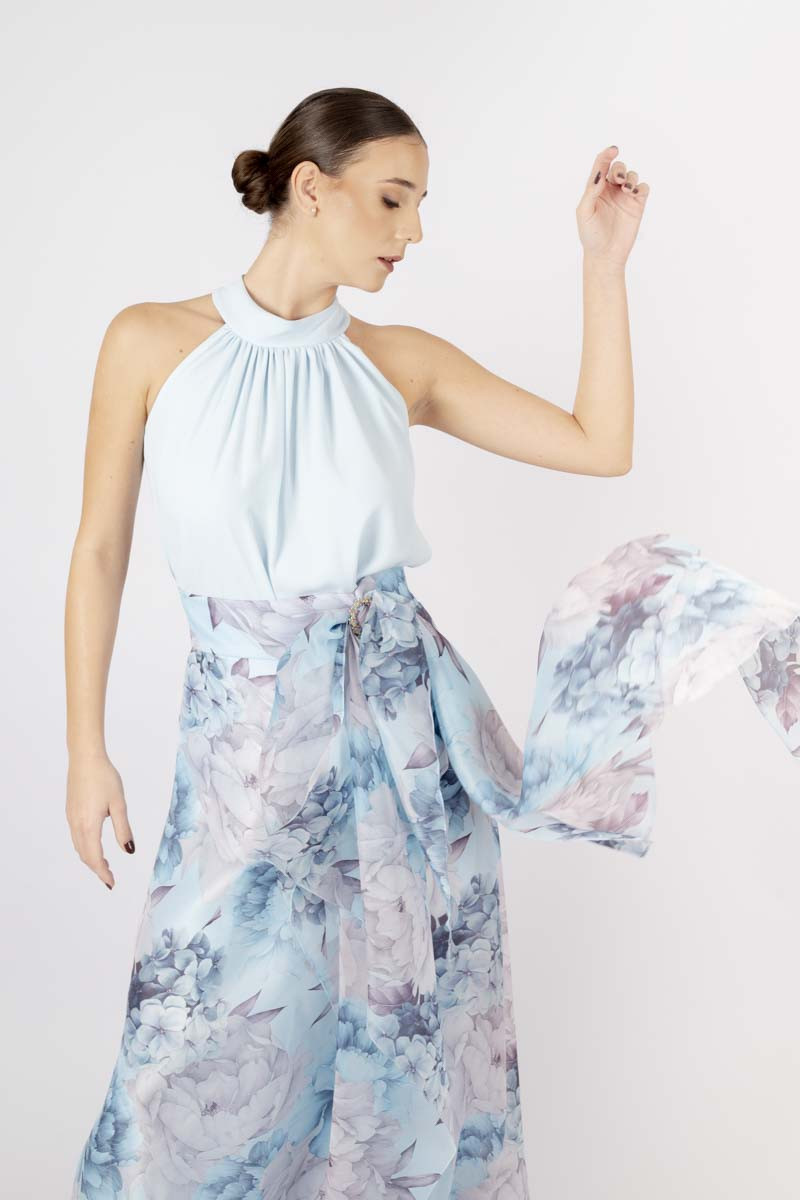 Blusa in chiffon azzurro